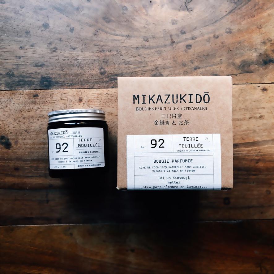 MIKAZUKIDŌ  Terre Mouillée Candle - no.92